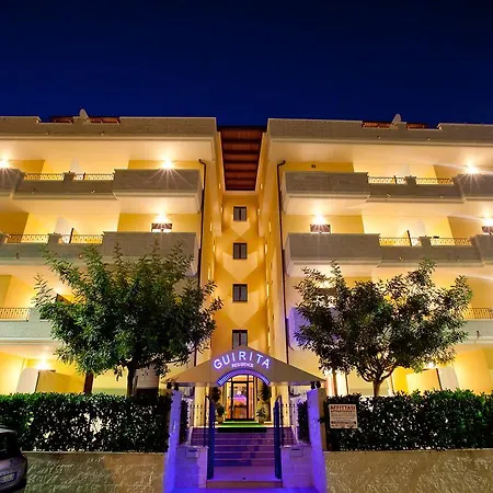 Aparthotel La Guirita