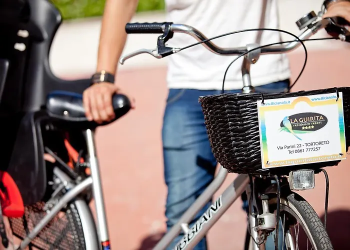 La Guirita Aparthotel